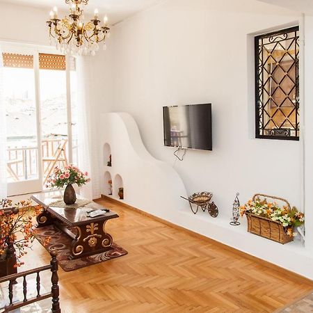 Beautiful Apartment In Pagkrati -Gtd95601 Athens Exterior photo
