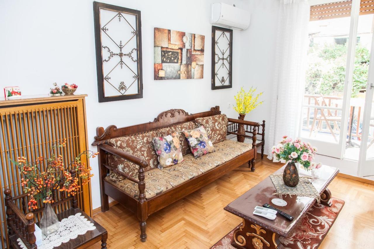 Beautiful Apartment In Pagkrati -Gtd95601 Athens Exterior photo